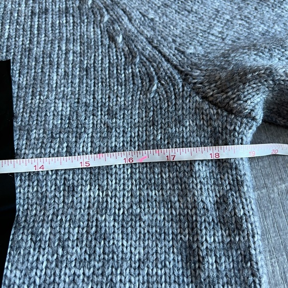 Banana Republic Eco Sweater Gray Size M - Picture 6 of 13